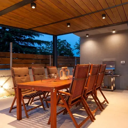 Baraka Guest house *